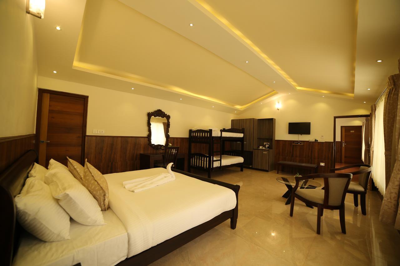 Lakshmi Holiday Resort Kotagiri Bagian luar foto