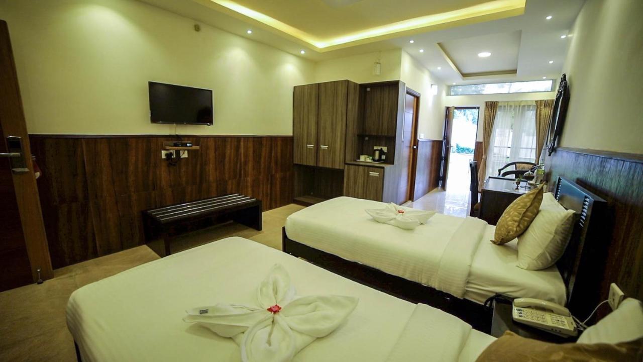 Lakshmi Holiday Resort Kotagiri Bagian luar foto