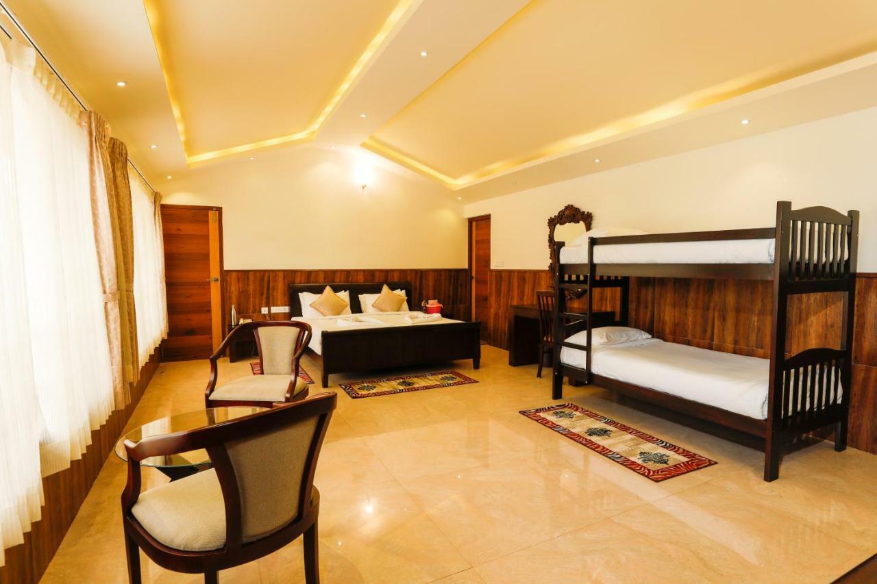 Lakshmi Holiday Resort Kotagiri Bagian luar foto