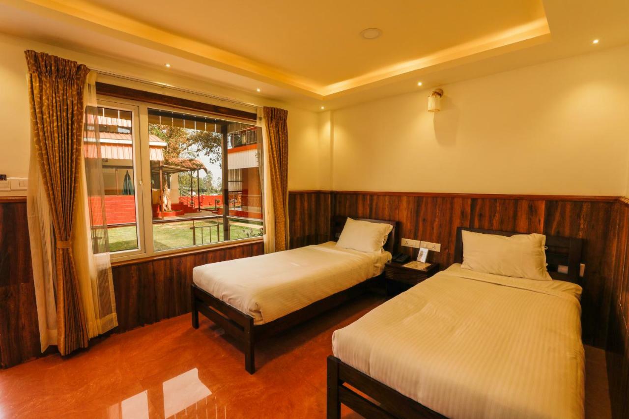 Lakshmi Holiday Resort Kotagiri Bagian luar foto