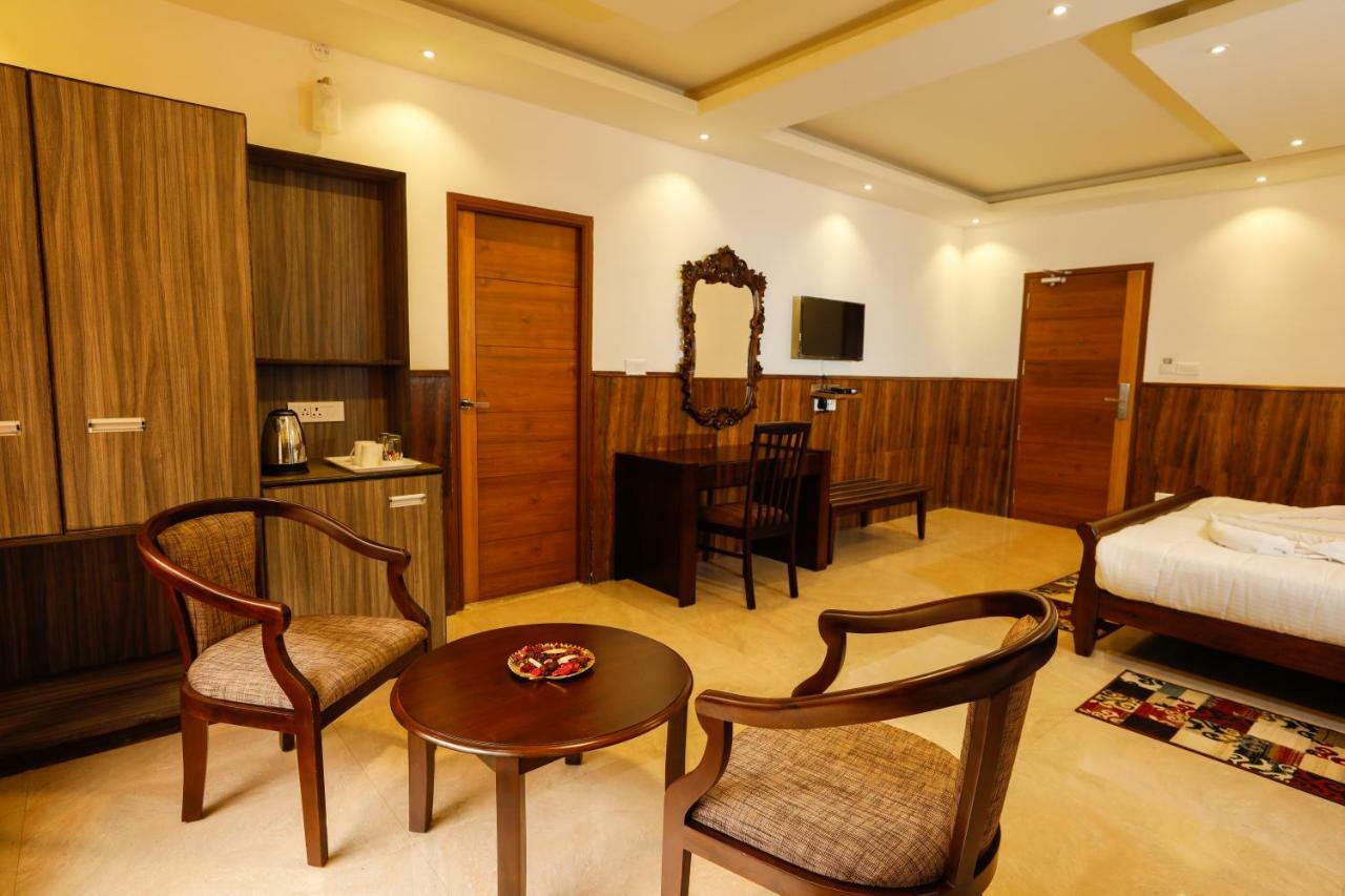 Lakshmi Holiday Resort Kotagiri Bagian luar foto